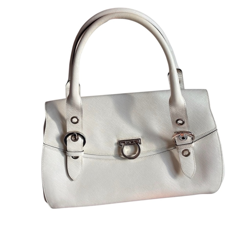 Salvatore Ferragamo Gancini Off White Handbag EUC $2500 Bag!!
